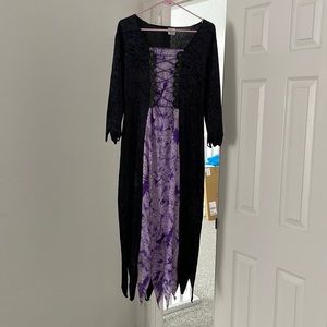 Witch costume